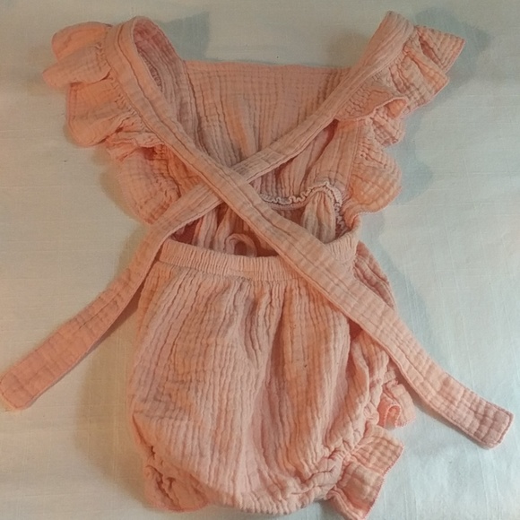 🍑 peach romper 🍑 - Picture 4 of 4